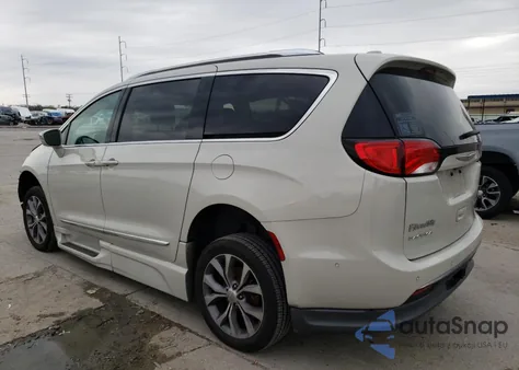 2019 Chrysler Pacifica Limited z USA, uszkodzony, nr VIN 2C4RC1GG9KR603769